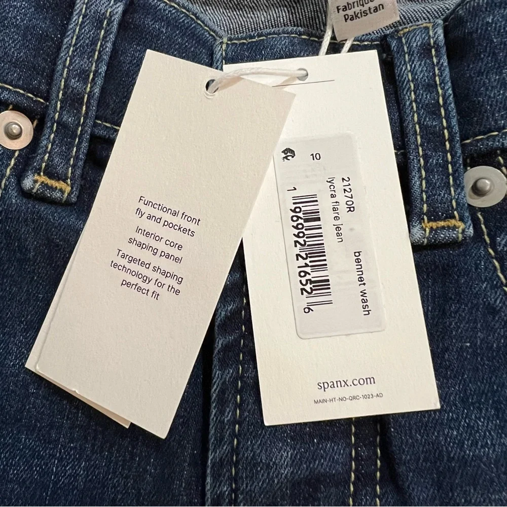 SPANXsculpt ReDefine Flare Jeans Size 10 NWT